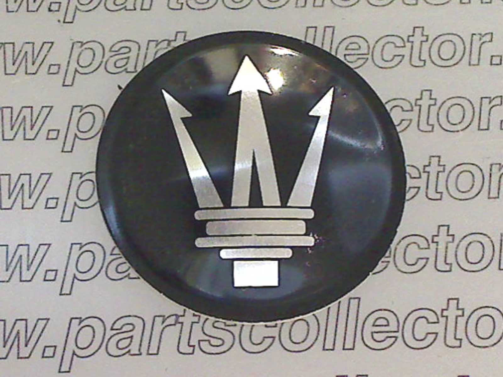 WHEEL CENTER CAP